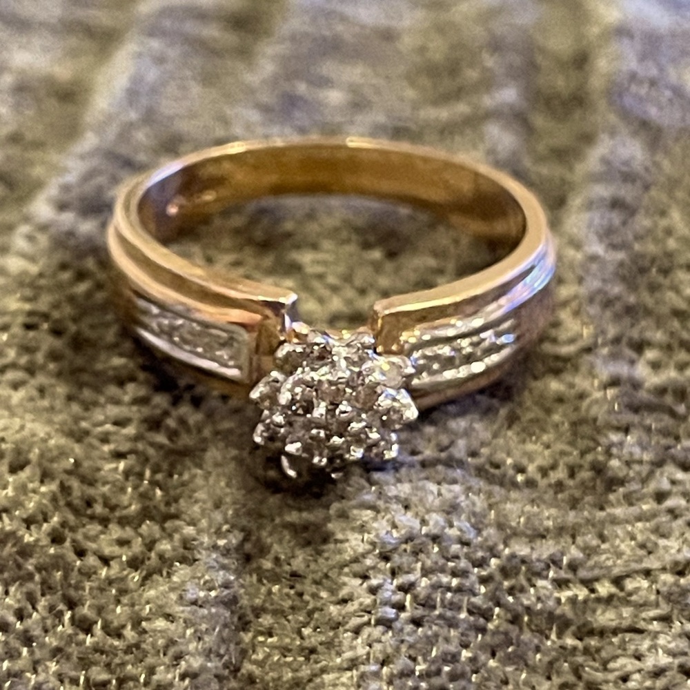 10K Engagement Ring